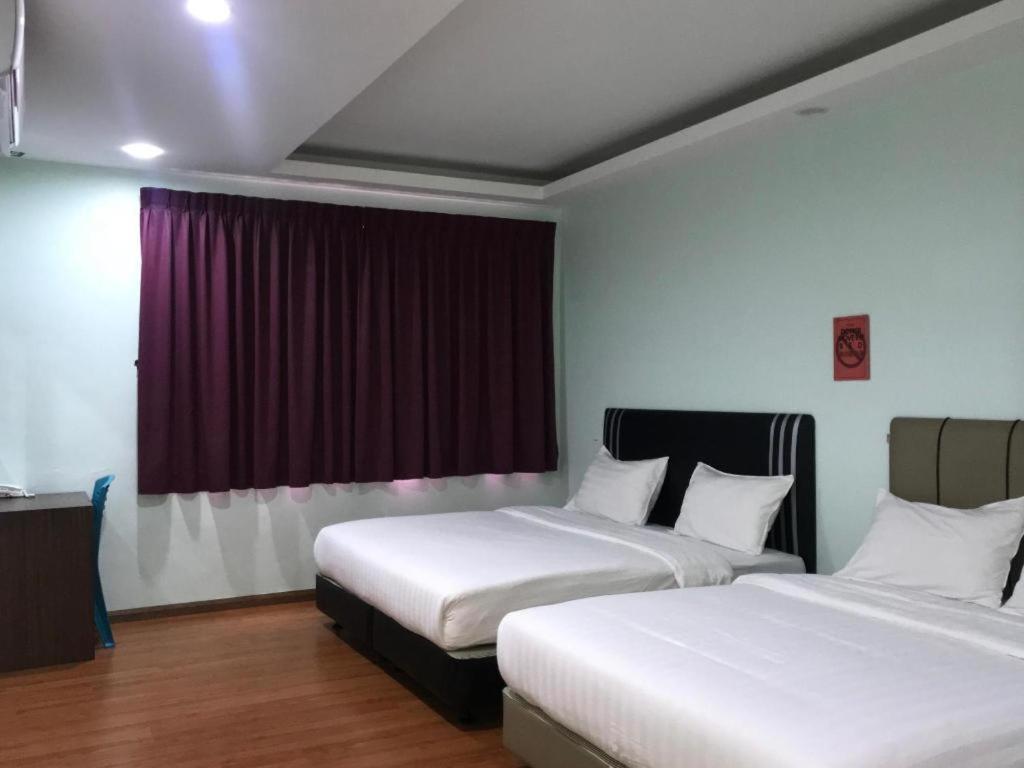 Salim Room Сибу Екстериор снимка